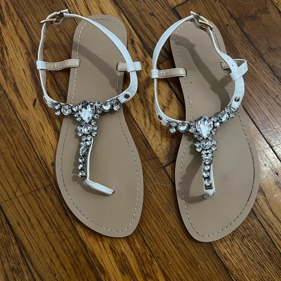 Shoes - Women’s Flat Rhinestone Sandals